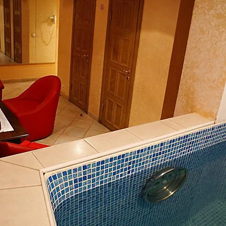 Irina Hotel